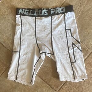 Neleus Pro Men's White Boxer Briefs w phone pocket. Size small
